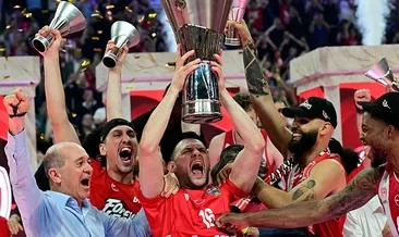 Şampiyon Olympiakos