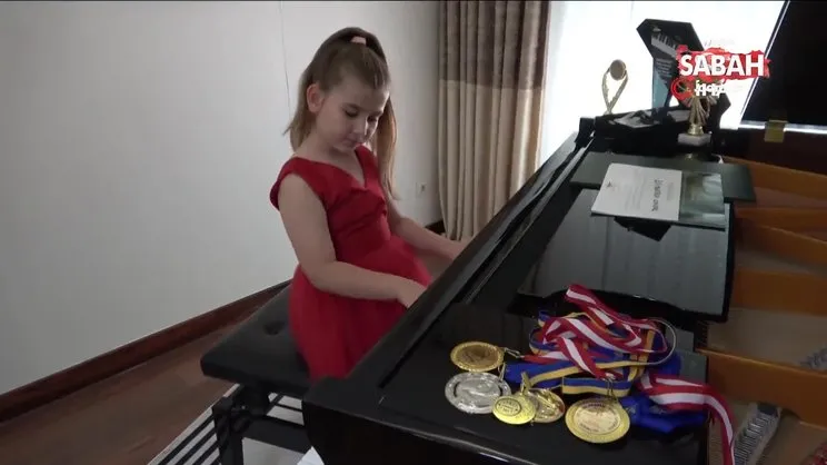 Piyanonun 7 yaşındaki yeteneği Uluslararası Mozart Yarışması'nda birincilik kazandı | Video