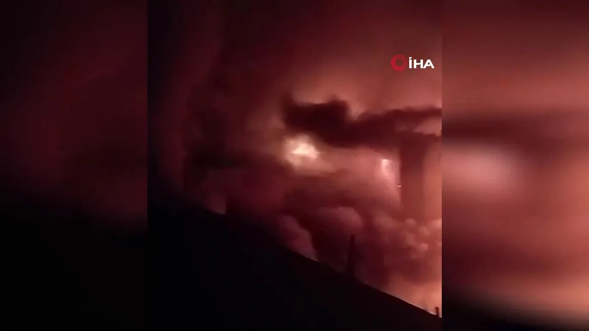 Kahramanmaraş’ta ev yangını: 1 kişi hayatını kaybetti | Video videosunu izle Kahramanmaraş’ta ev yangını: 1 kişi hayatını kaybetti | Video videosunu izle