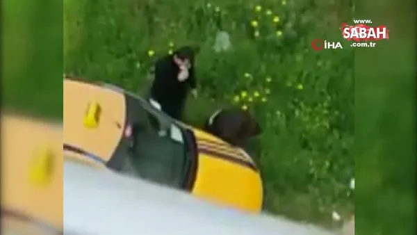 Taksici yol ortasında kadına dehşeti yaşattı: Taksi ile yanından ayrılmadı, üzerine sürdü | Video