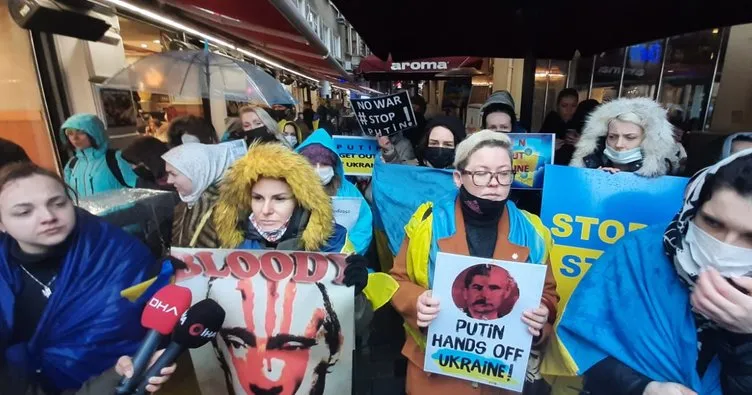 SON DAKİKA! İstanbul’daki Ukraynalılar’dan protesto! Rus işgali bitene kadar konsolosluk önünden ayrılmayacaklar