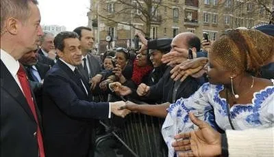 Sarkozy camide!