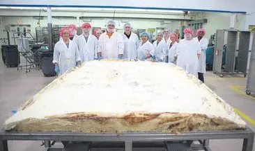 522 kiloluk çörek rekor kırdı