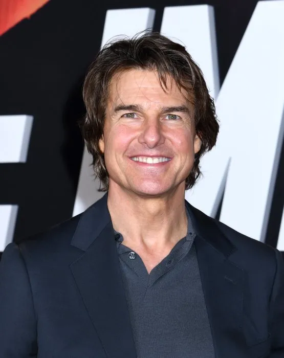 Hollywood bu dedikoduyla çalkalanıyordu! Oyuncu Tom Cruise ve Ana de Armas aşkı belgelendi!
