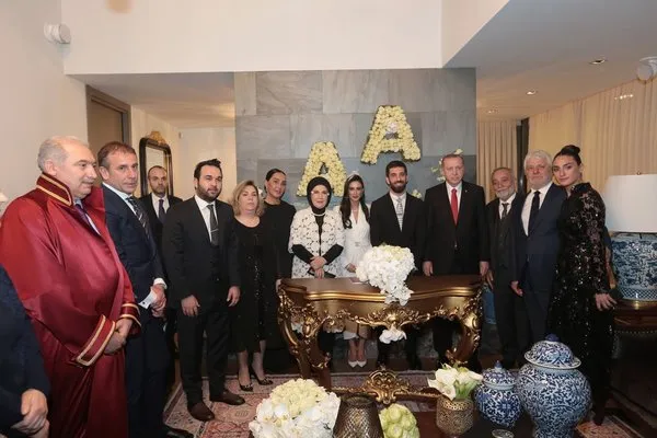 Arda Turan dünya evine girdi