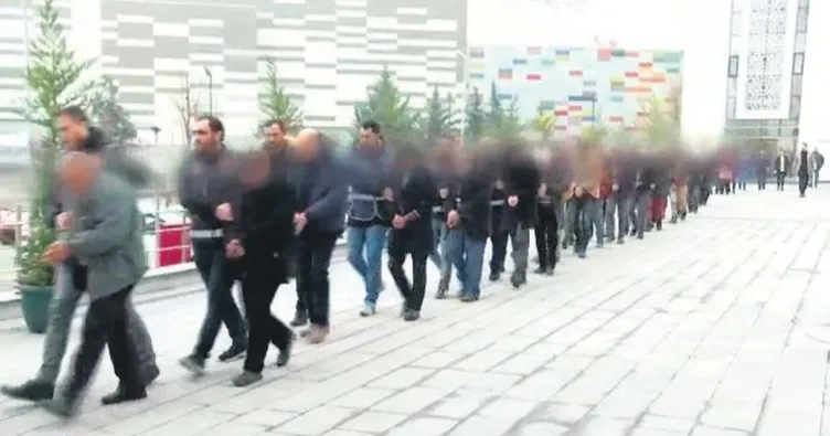 Kara Kuvvetleri’nde FETÖ operasyonu