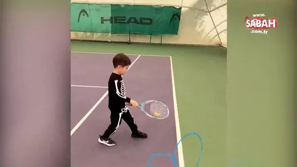 Fahriye Evcen oğluyla tenis oynadı! İşte Fahriye Evcen’in Karan’la keyifli anları! | Video