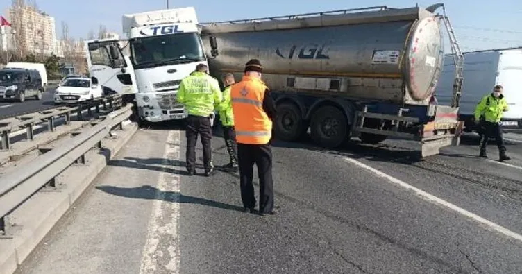 Devrilen TIR’ın şoförü hayatını kaybetti