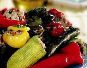 Zeytinyağlı Karışık Dolma