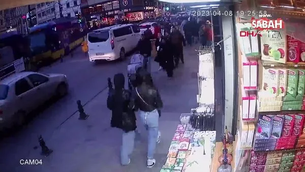 Fatih'te kapkaççıyı çevredekiler böyle yakaladı | Video