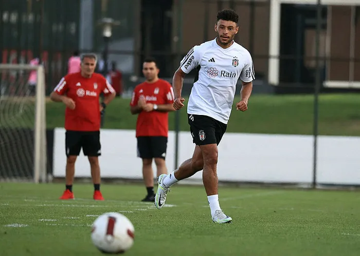 besiktas-dinamo-kiev-maci-hazirliklarina-devam-etti-1692734227660.jpg
