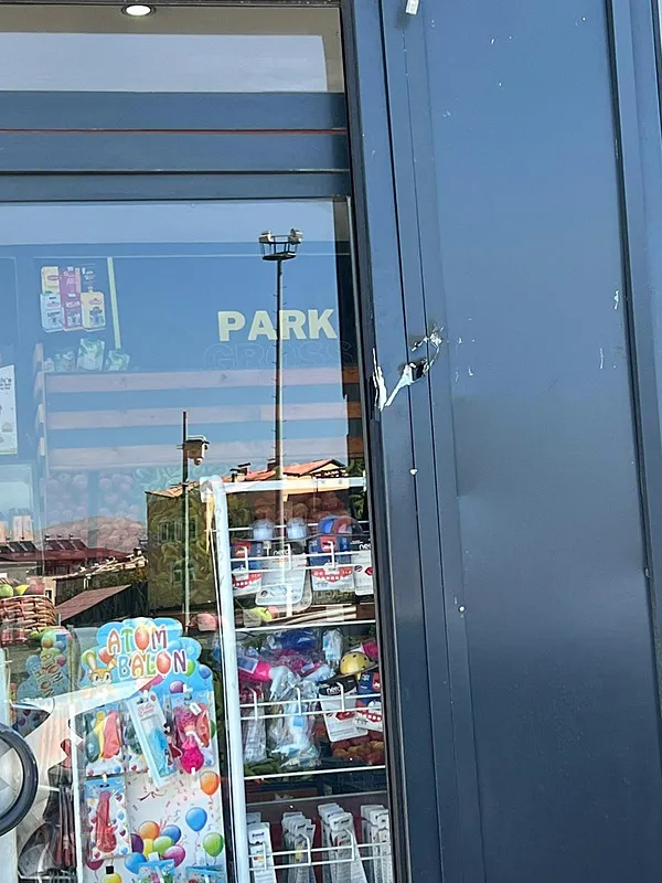 kahramanmarasta-akilalmaz-olay-ayni-markete-3uncu-kez-saldirdilar-1761421797835.jpeg