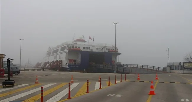 Güney Marmara’da feribot seferlerine fırtına engeli Güney Marmara’da feribot seferlerine fırtına engeli