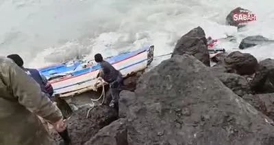 Teknesi alabora olan balıkçı defalarca ölümden döndü | Video