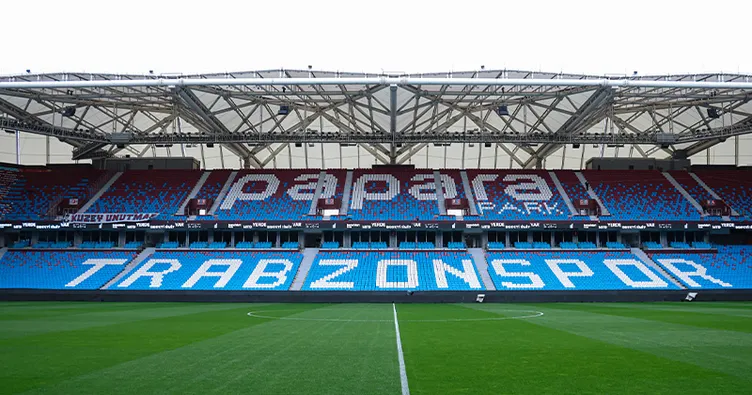 Papara Park, bordo-mavi ışıklandırıldı!