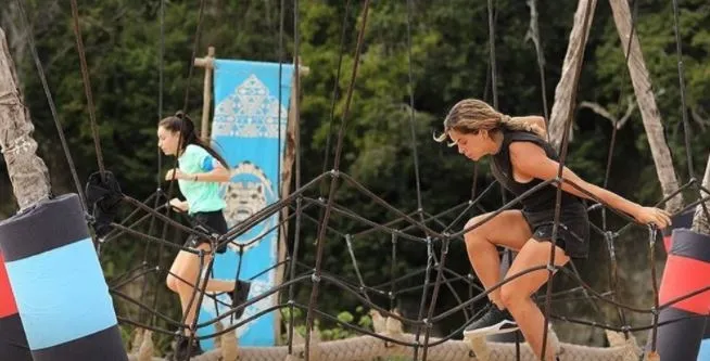 Dün gece Survivor eleme adayı kim oldu? 14 Şubat 2021 Survivor dokunulmazlık oyununu kim, hangi takım kazandı?