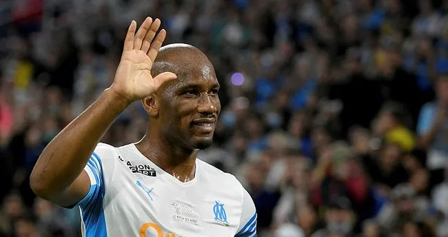 Didier Drogba gösteri maçında hat-trick yaptı! Samir Nasri'nin görünümü dikkat çetki...