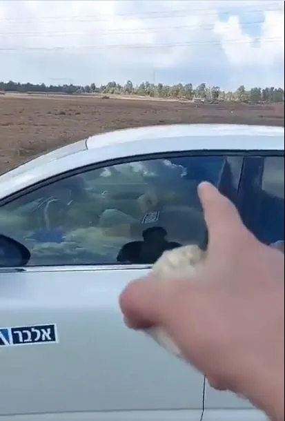 İsrail askeri A Haber ekibine parmak salladı, tehdit etti ve fiziki müdahalede bulundu