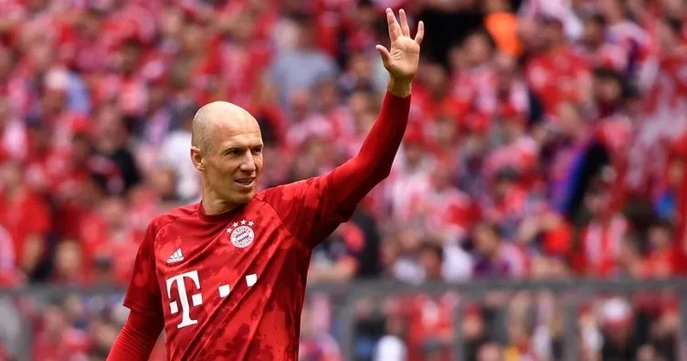 Arjen Robben futbolu bıraktığını açıkladı: Kariyerim boyunca verdiğim en zor karardı