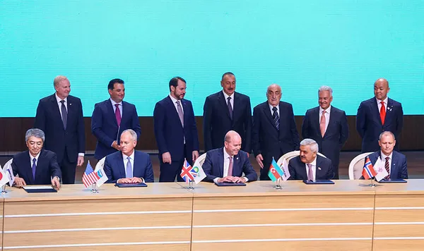 Berat Albayrak: Türkiye, Azerbaycan'ın enerji yatırımlarını büyütmeye devam edecek-1