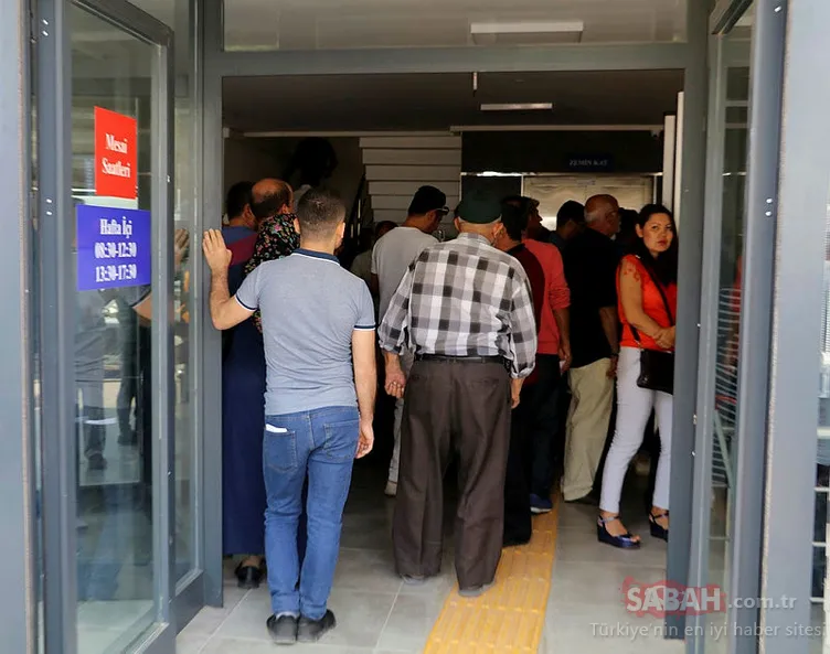 Nüfus müdürlükleri önünde seçim kuyruğu!