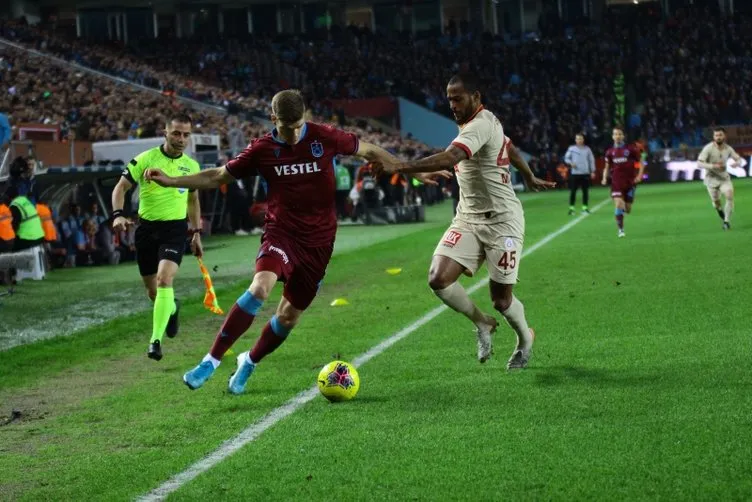 Galatasaray - Trabzonspor derbisine saatler kala ilk 11’ler netleşti!