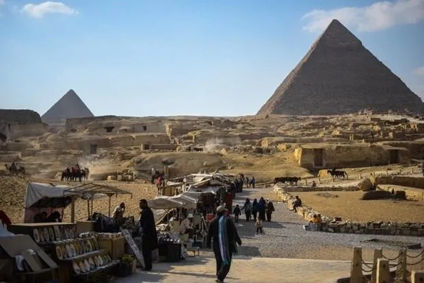 Giza Piramitleri’nde şaşırtan keşif