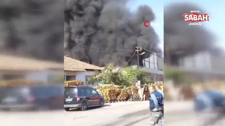 Geri dönüşüm fabrikasında korkutan yangın