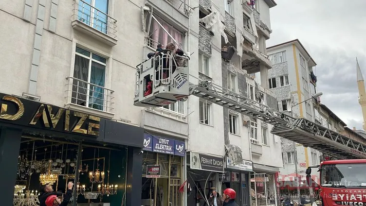 SON DAKİKA! Çorum’da 5 katlı binada patlama: Olay yerine ekipler sevk edildi