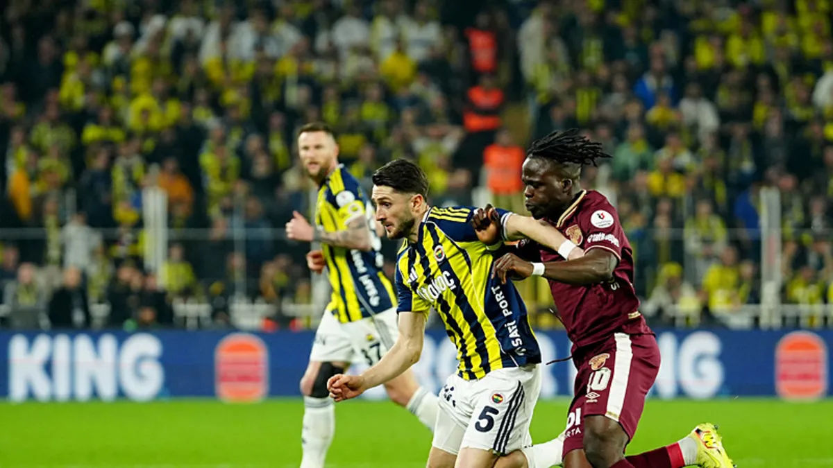 Fenerbahçe’de İsmail Yüksek şoku! Sakatlık yaşadı Fenerbahçe’de İsmail Yüksek şoku! Sakatlık yaşadı