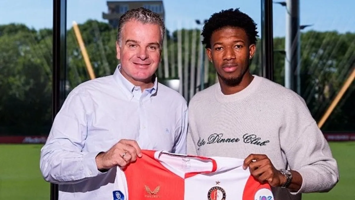 Feyenoord, Gaouss...                    </div>
                    <div class=