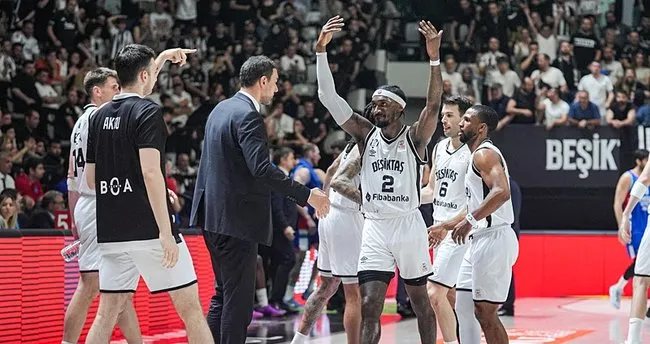 Beşiktaş, Anadolu Efes’i farklı geçti! Seriyi 1-1 yaptı...