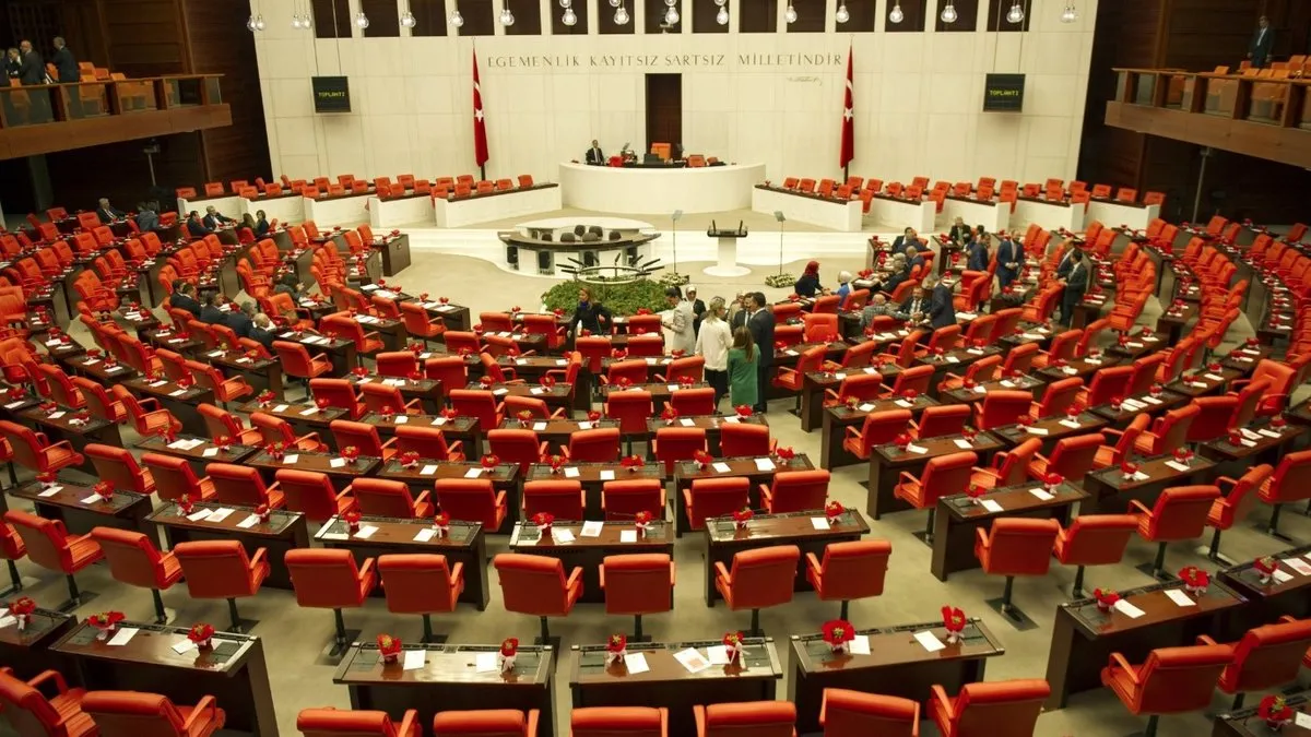 TBMM'de yoğun gündem! Lübnan tezkeresi masada: Türk askerinin görev süresi uzuyor