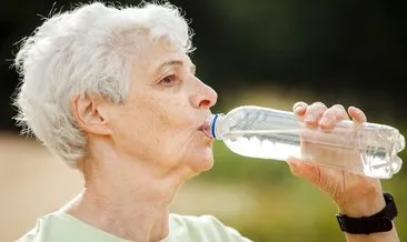 65 yaş üstü kişiler susadığını hissetmeyebilir! Susuzluk kalp krizine neden oluyor