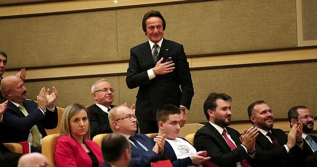 Zorlu Holding’in sahibi Ahmet Nazif Zorlu kimdir?