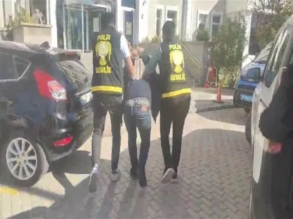 bursadaki-cifte-cinayetin-failinden-kan-donduran-itiraf-barfiks-demiriyle-oldurdum-1791305426375.jpeg