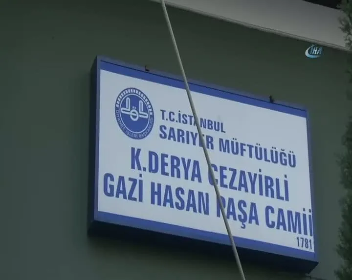 Kavga ettiği babasını camide vurdu
