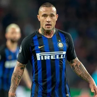 Galatasaray’dan orta saha operasyonu! Ya Radja Nainggolan ya Ever Banega