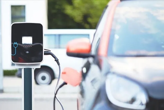 AB'DEN 30 MİLYON ELEKTRİKLİ OTOMOBİL HEDEFİ