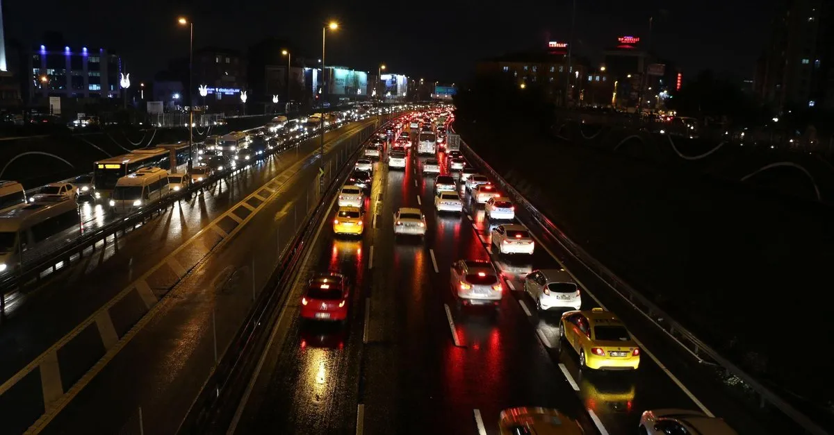 arac sahipleri dikkat trafik