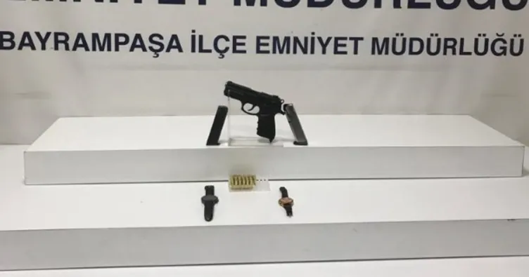 Ensesindeki Kral dövmesi yakalattı