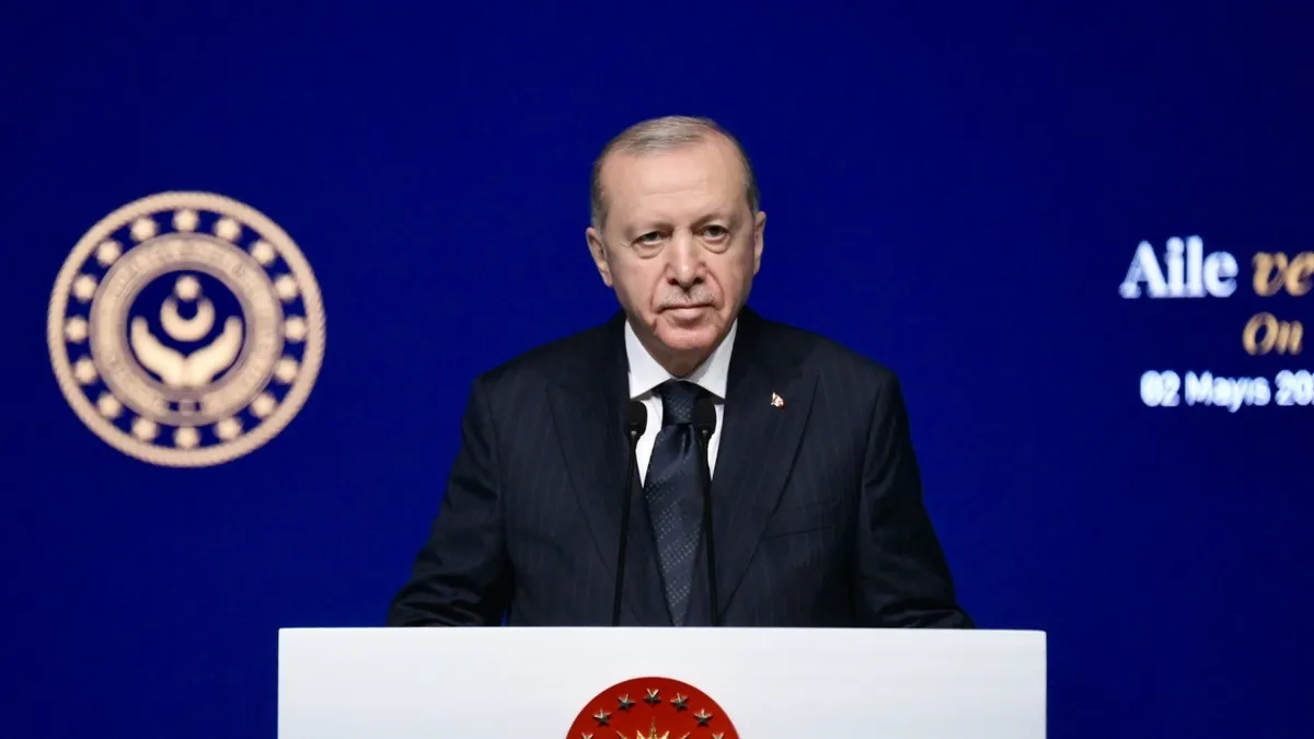 Başkan Erdoğan: En az 3 çocuk çağrımızın haklılığı ispat edilmiş oldu Başkan Erdoğan: En az 3 çocuk çağrımızın haklılığı ispat edilmiş oldu
