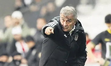 Aklı 3’lü savunmada!