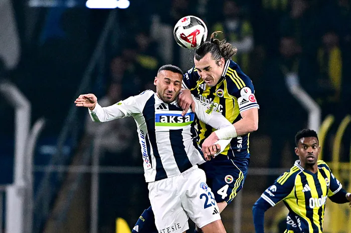 fenerbahce-firsat-tepti-kanarya-evinde-kasimpasa-ile-yenisemedi-1771872699762.jpeg