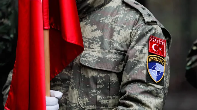 natodan-turkiye-ovgusu-sarsilmaz-bir-muttefik-1771358384938.jpg NATO'dan Türkiye övgüsü: