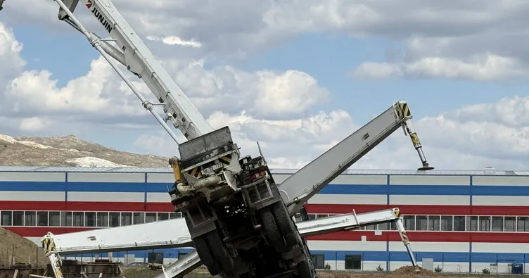 İnşaat işçisinin feci sonu: Beton kalıbına düşerek hayatını kaybetti!