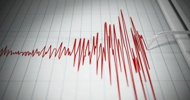 Filipinler'de 7.6 büyüklüğünde deprem! Tsunami uyarısı