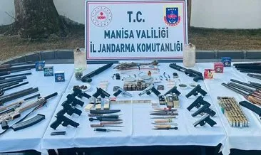 Manisa'da silah ve uyuşturucu operasyonu! Çok sayıda kişi gözaltına alındı #manisa