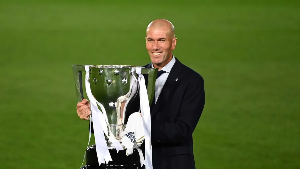 Zinedine Zidane, Fransa’nın başına geçiyor! Zinedine Zidane, Fransa’nın başına geçiyor!