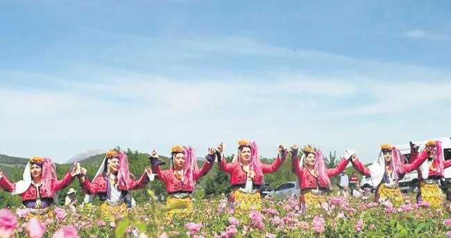 Isparta’da gül hasadı başladı
